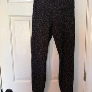 Lululemon Leopard Print Legging | 25" High Rise | Size 6